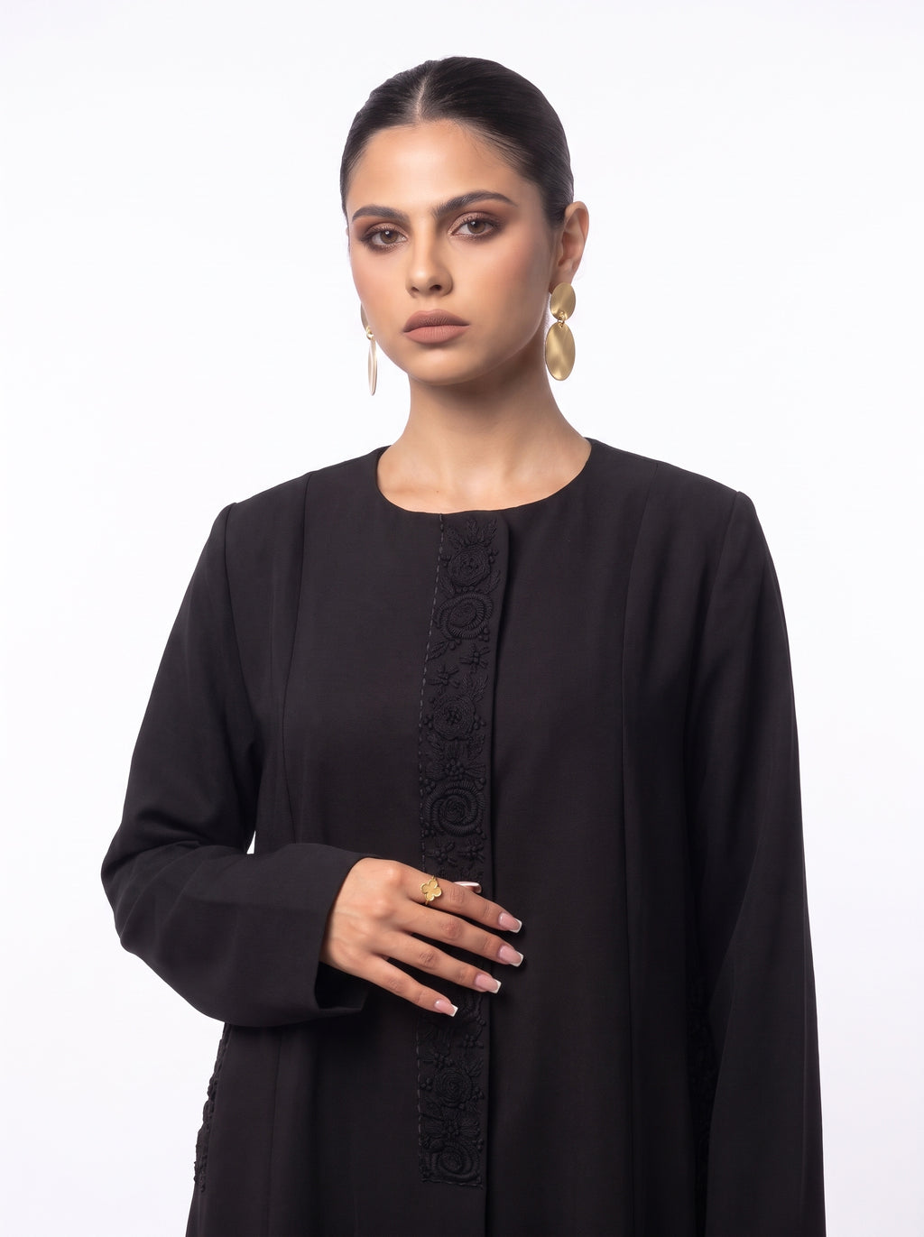 Safa black abaya, neckline and front embroidery